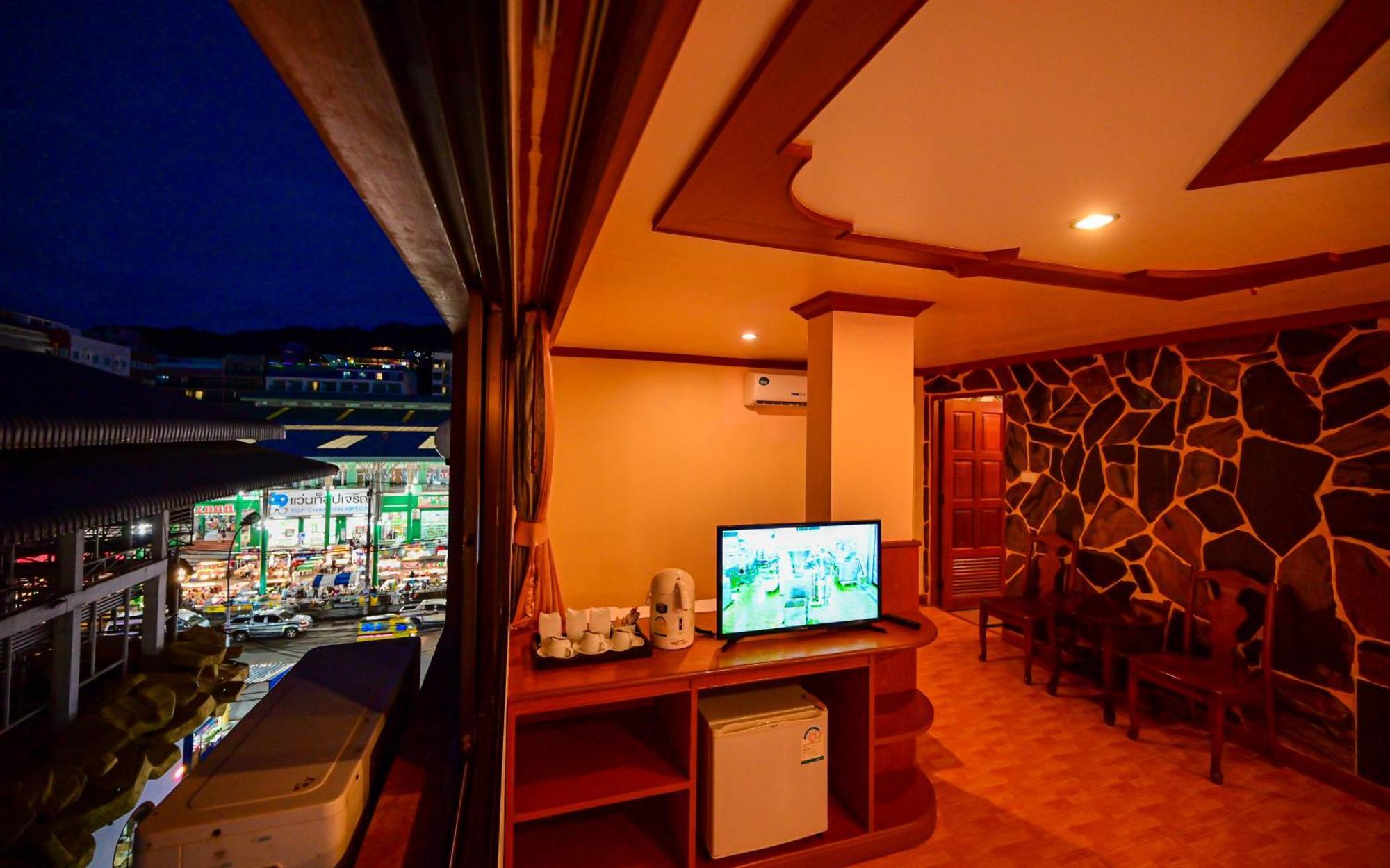 Complex Hotel Patong Екстериор снимка