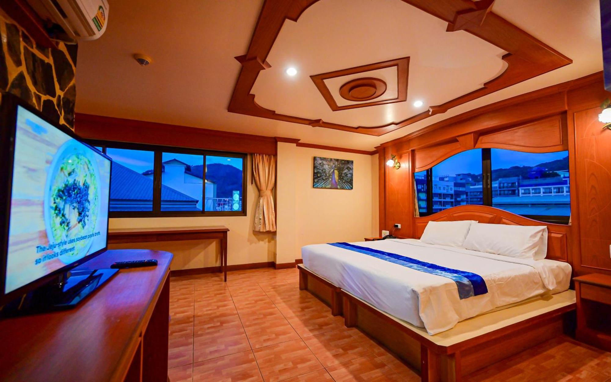 Complex Hotel Patong Екстериор снимка