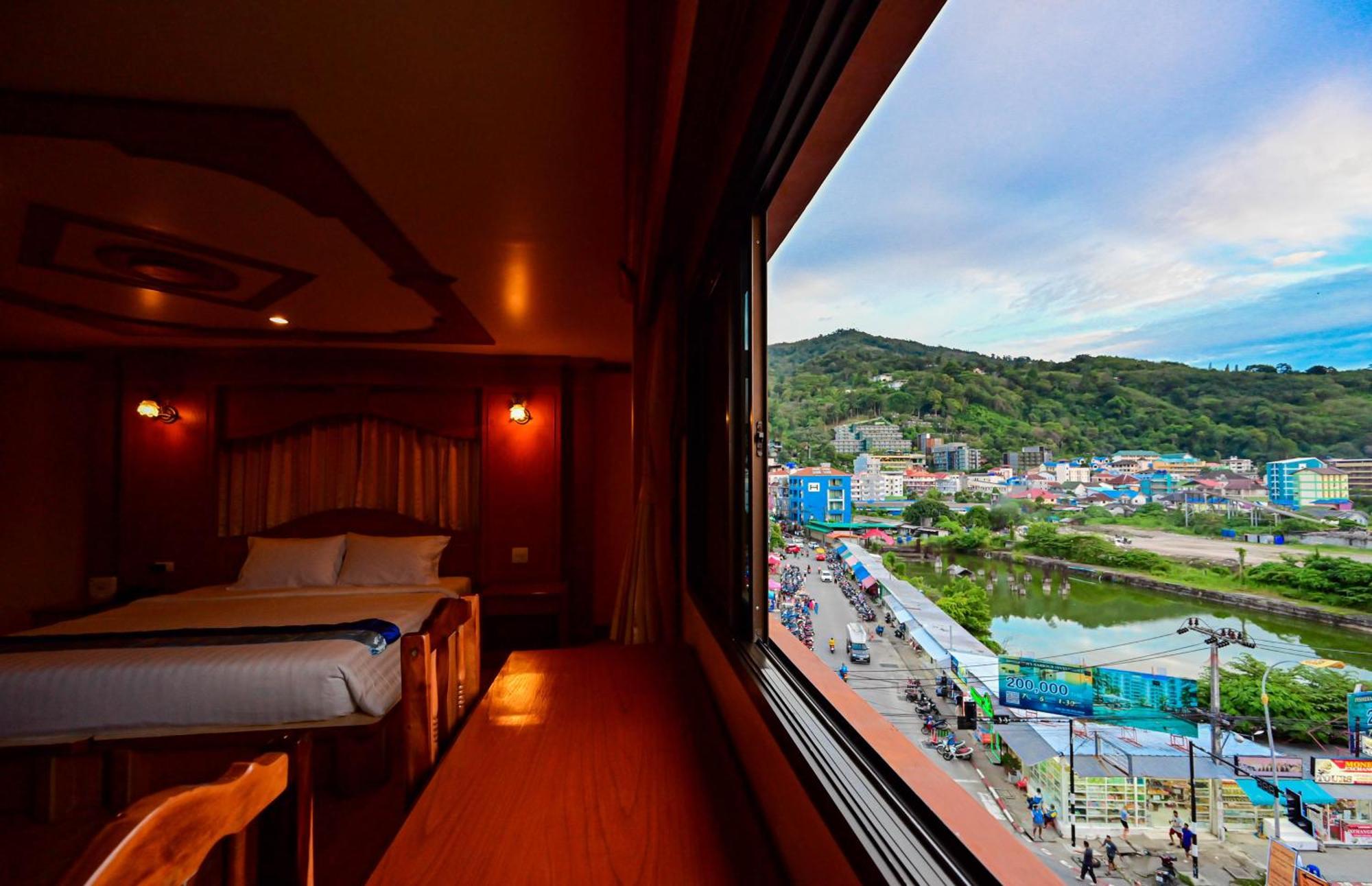 Complex Hotel Patong Екстериор снимка